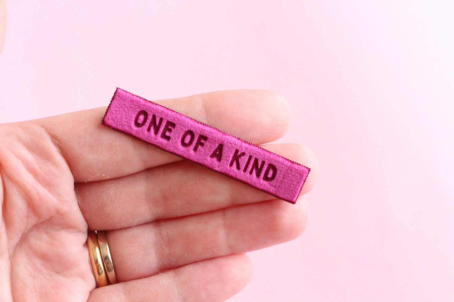 Velvet labels for handmade clothes | Pack of 4 berry pink velvet sewing labels "One of a Kind" | Super soft velvet tags for handmade items - The Cosy Club Handmade