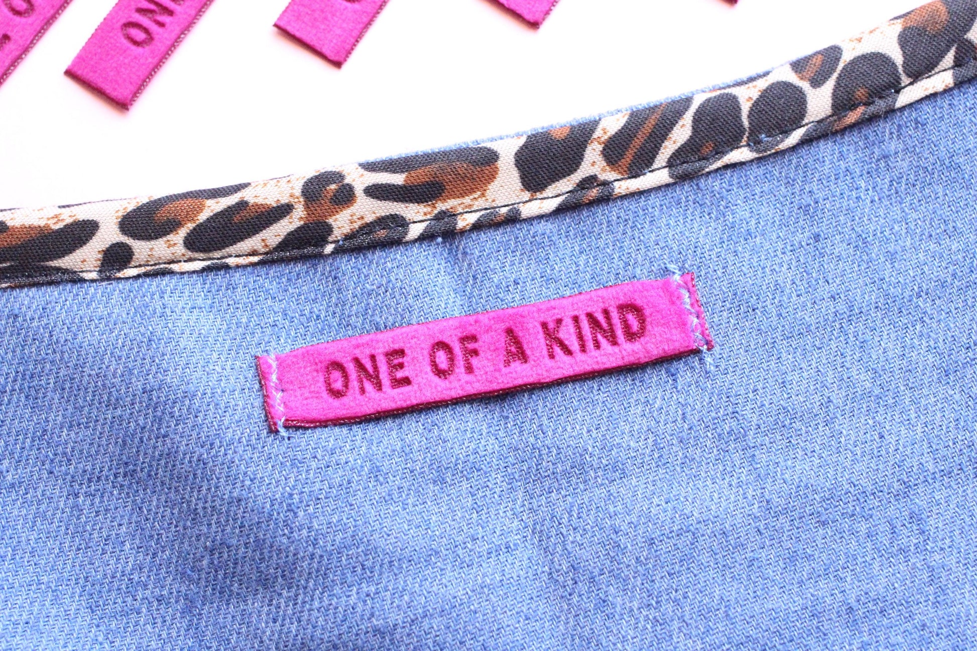 Velvet labels for handmade clothes | Pack of 4 berry pink velvet sewing labels "One of a Kind" | Super soft velvet tags for handmade items - The Cosy Club Handmade