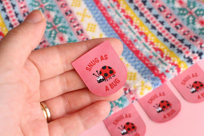 Ladybird / Ladybug Woven Sewing Labels – Pack of 5 Pink “Snug as a Bug” Cute Tags, Soft Clothing Labels for Crochet and Handmade Clothes - The Cosy Club Handmade