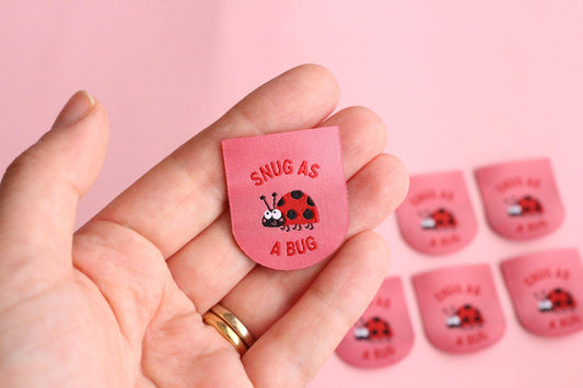 Ladybird / Ladybug Woven Sewing Labels – Pack of 5 Pink “Snug as a Bug” Cute Tags, Soft Clothing Labels for Crochet and Handmade Clothes - The Cosy Club Handmade