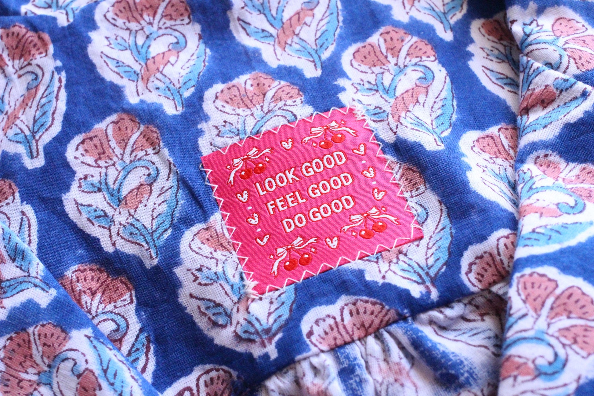 Pink Woven Sewing Labels – Pack of 5 Coquette Bow Cherry “Feel Good Look Good Do Good” Tags, Fun Clothing Labels for Handmade Projects - The Cosy Club Handmade