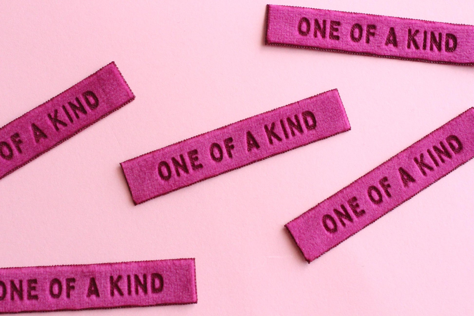 Velvet labels for handmade clothes | Pack of 4 berry pink velvet sewing labels "One of a Kind" | Super soft velvet tags for handmade items - The Cosy Club Handmade