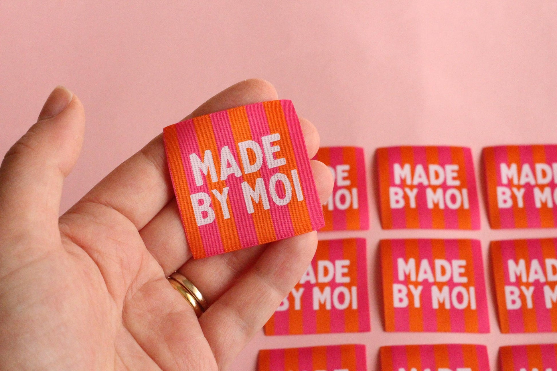 Woven Sewing Labels – Pink Orange Pack of 5 Labels “Made By Moi” Tags, Fun Clothing Labels for Handmade Projects, Knitting - The Cosy Club Handmade